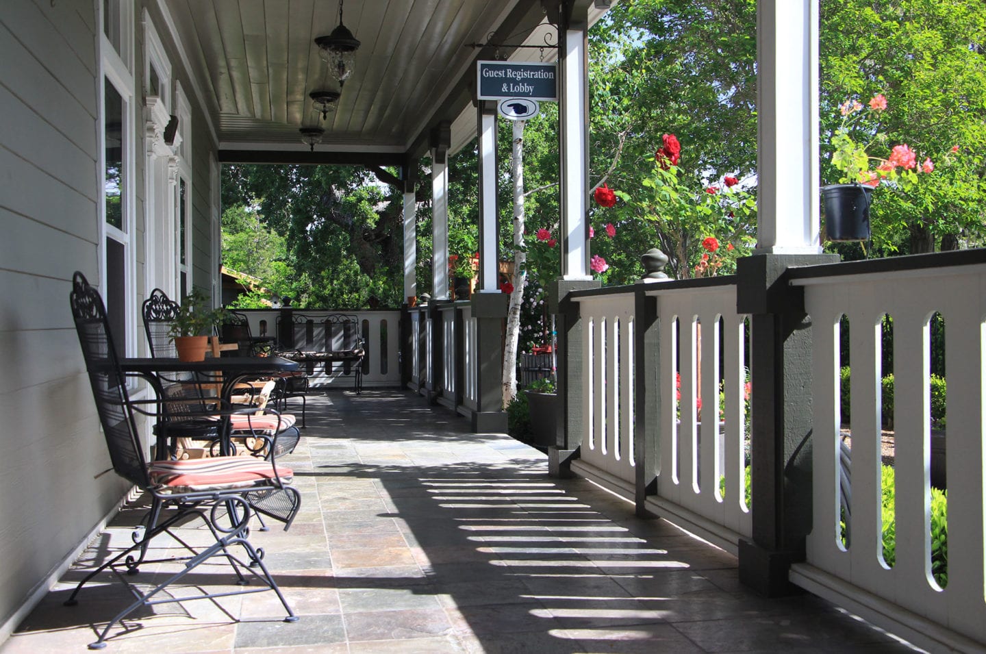 Front porch of ForFriends Inn
